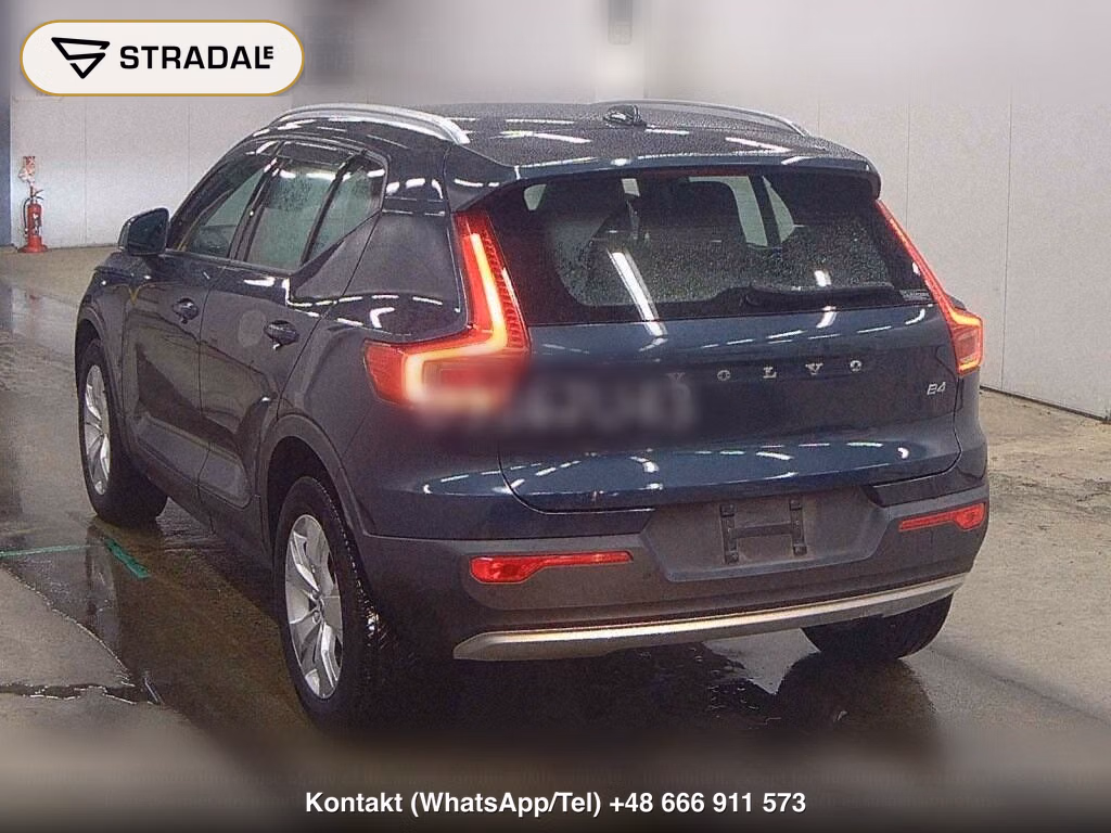 VOLVO XC40 B4 MOMENTUM, miniaturka 3