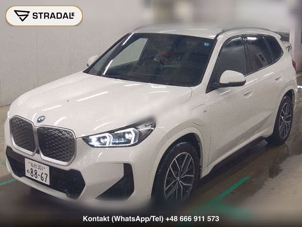 BMW IX1 EDRIVE 20 M-SPORT, miniaturka 5