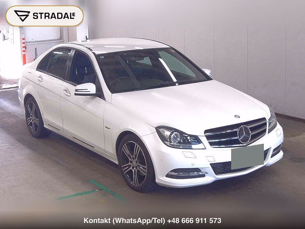 MERCEDES BENZ C-CLASS 4D 2014, aukcja z Japonii, zdjęcie 1