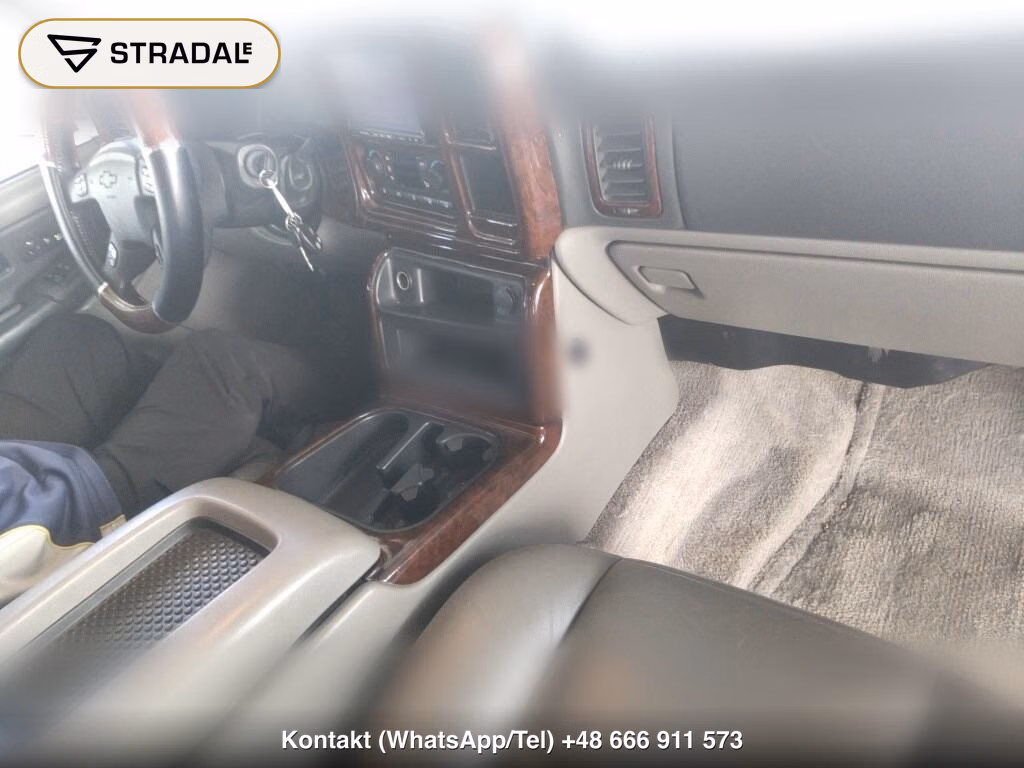 CHEVROLET SUBURBAN 4WD LT, miniaturka 4