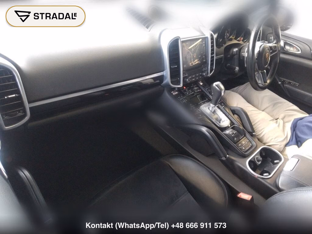 PORSCHE CAYENNE 4WD PLATINUM EDITION, miniaturka 4