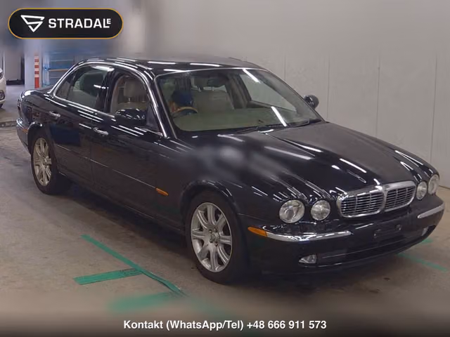 JAGUAR XJ 4D XJ8 4.2 2003, samochód z aukcji Japonii