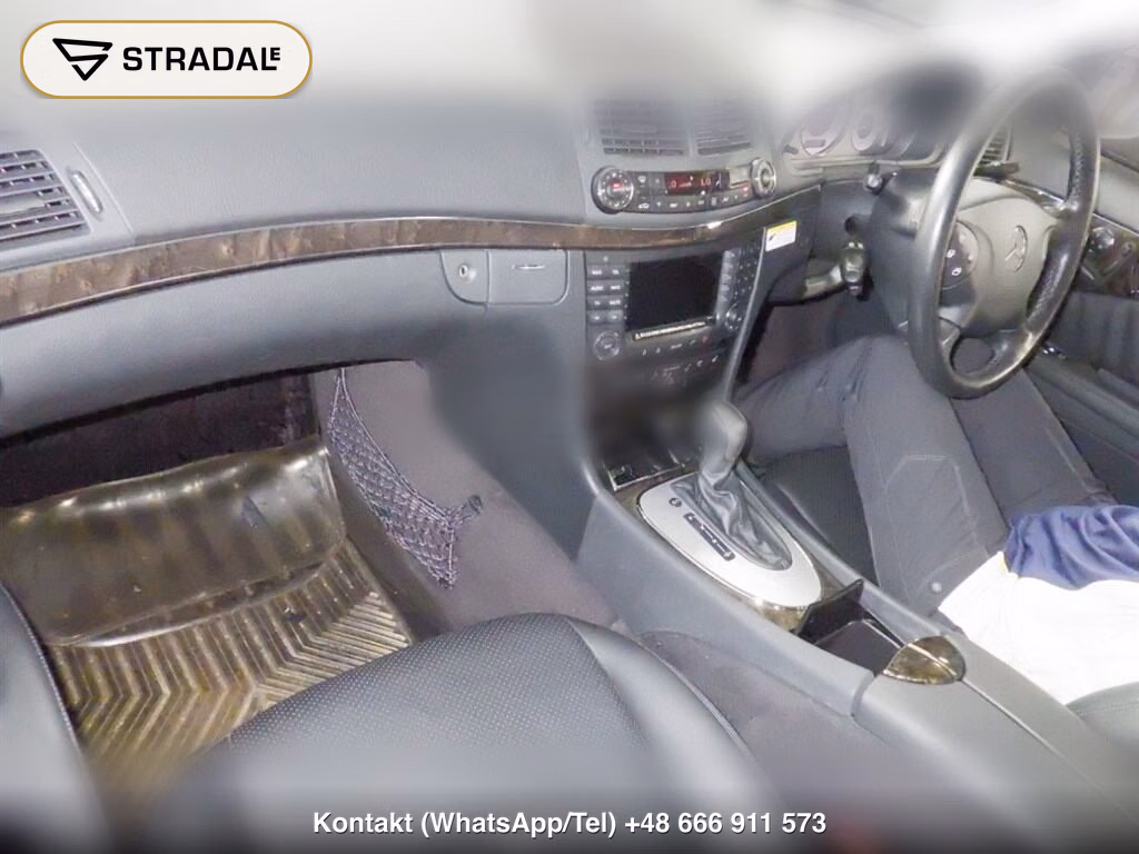 MERCEDES BENZ E-CLASS 4D E350 AVANTGARDE, miniaturka 4