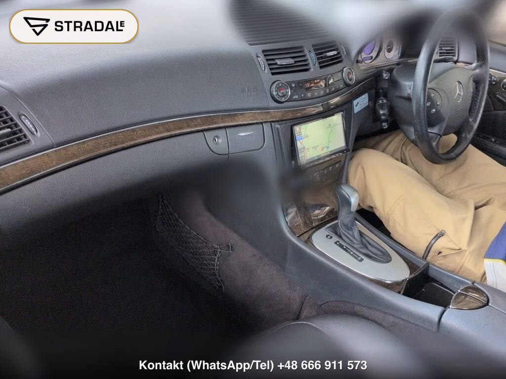 MERCEDES BENZ E-CLASS 4D E320 AVANTGARDE, miniaturka 4