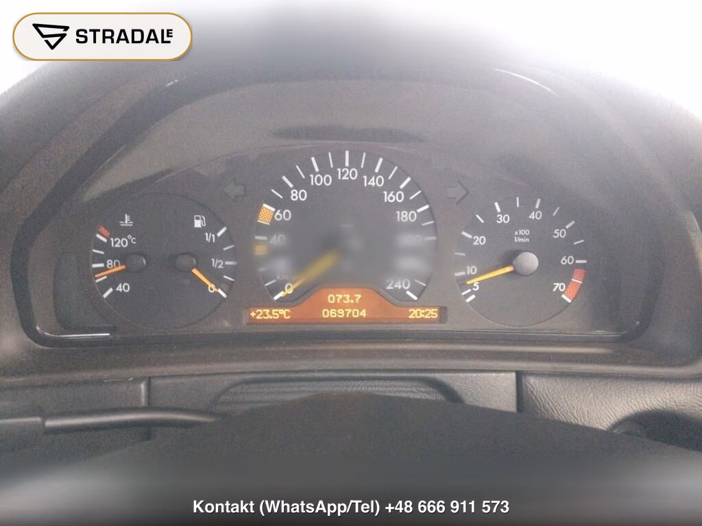 MERCEDES BENZ E-CLASS 4D E230, miniaturka 7