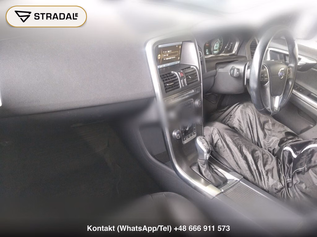 VOLVO XC60 T5 SE, miniaturka 4