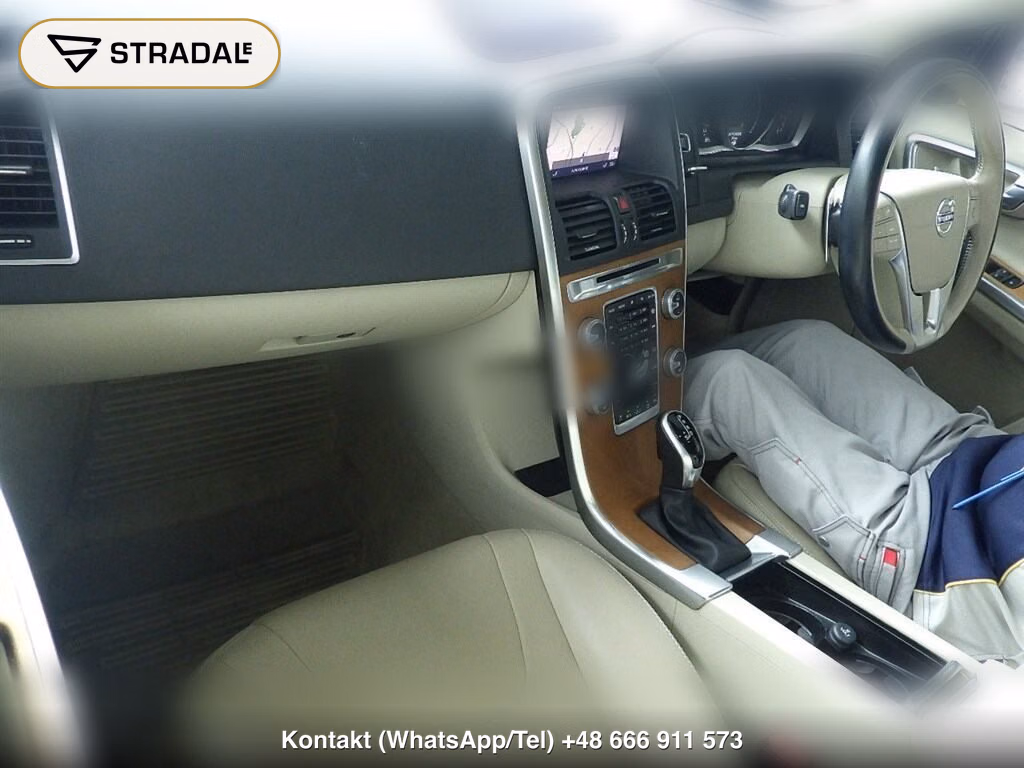 VOLVO XC60 D4 CLASSIC, miniaturka 4