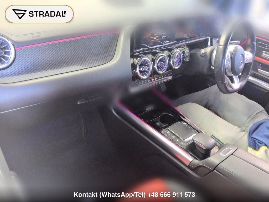 MERCEDES BENZ GLA-CLASS 4WD GLA200D 4MATIC AMG LINE, miniaturka 4