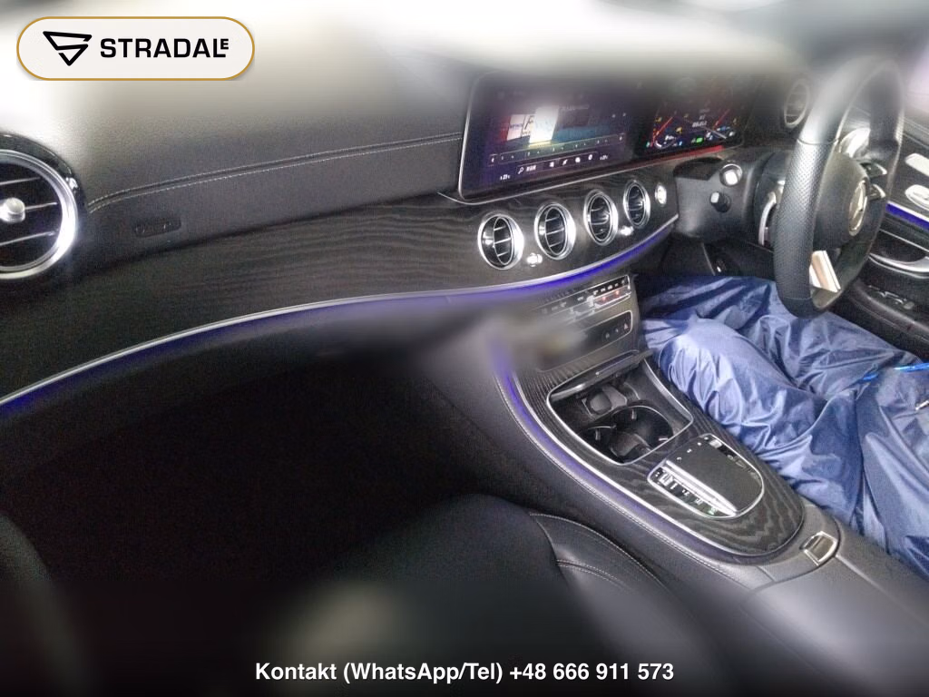MERCEDES BENZ E-CLASS 4D 4WD E200 4MATIC SPORTS BSG MODEL, miniaturka 4
