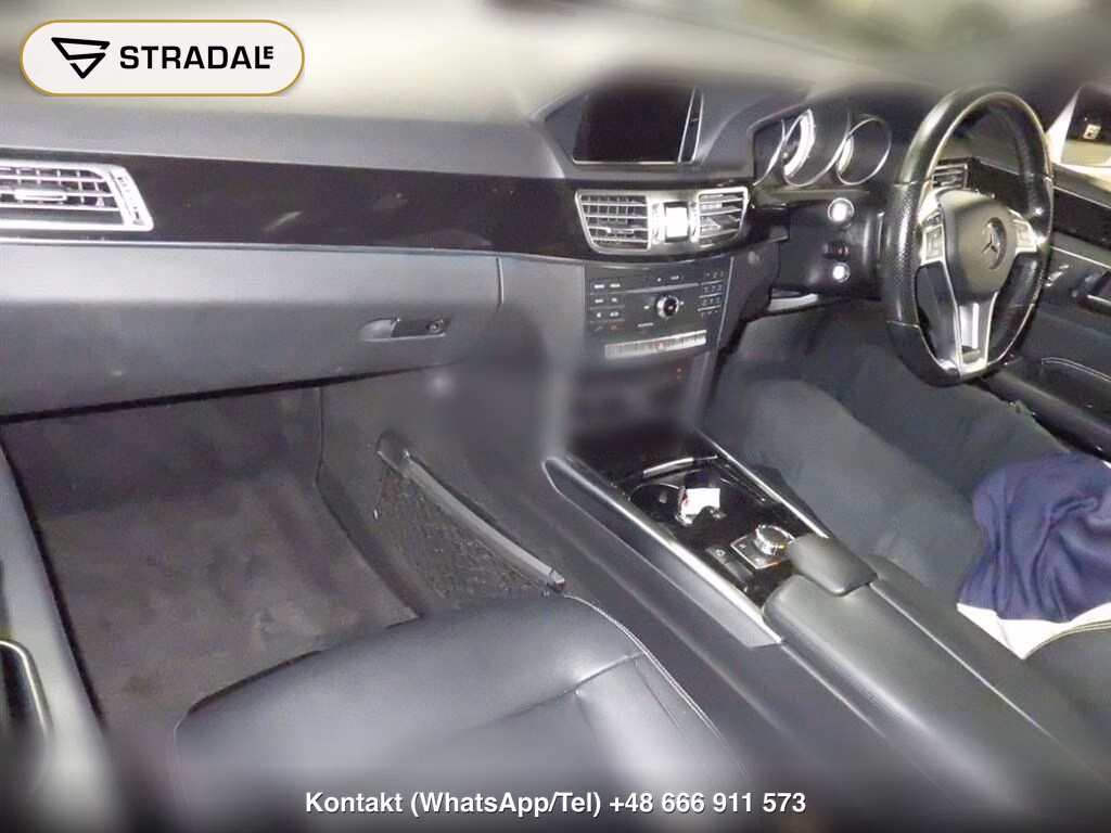 MERCEDES BENZ E-CLASS STATIONWAGON E400 STATIONWAGON AVANTGARDE, miniaturka 4