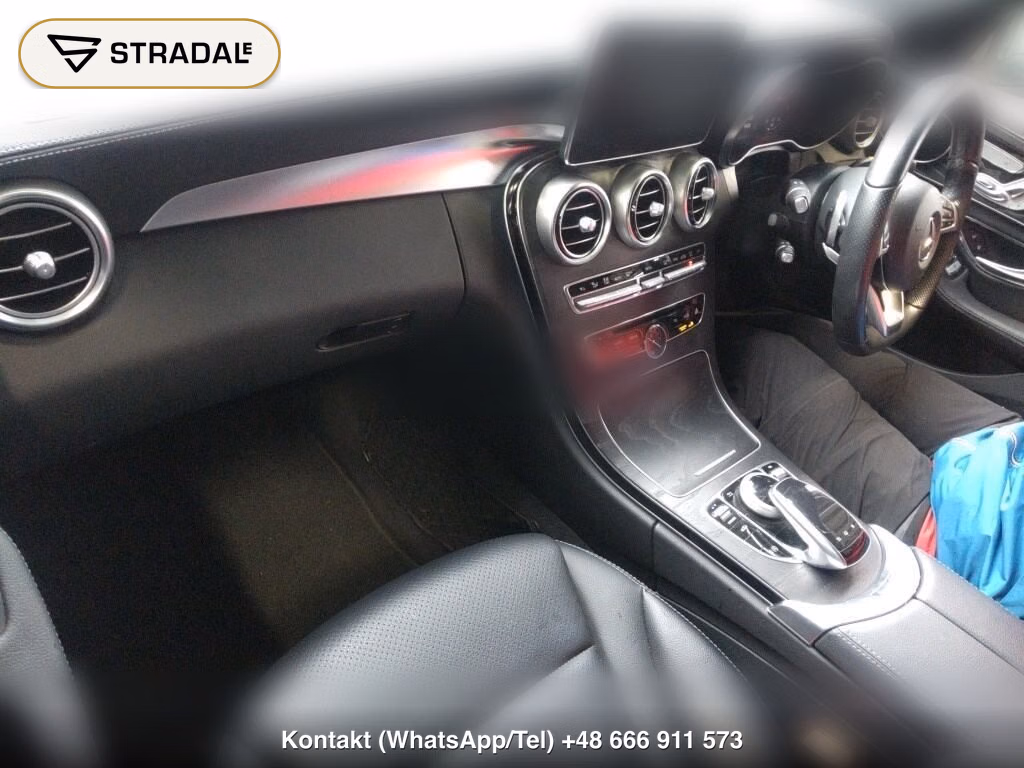 MERCEDES BENZ C-CLASS 4D C220D AVANTGARDE AMG LINE, miniaturka 4