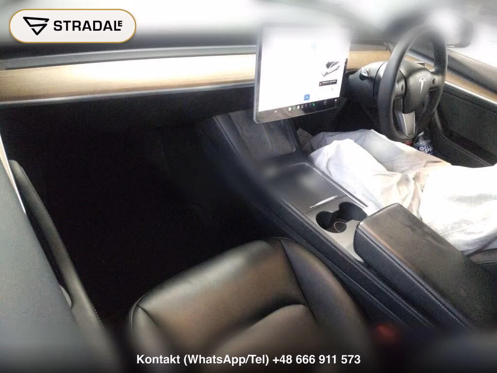 TESLA MODEL 3 BASE GRADE, miniaturka 4