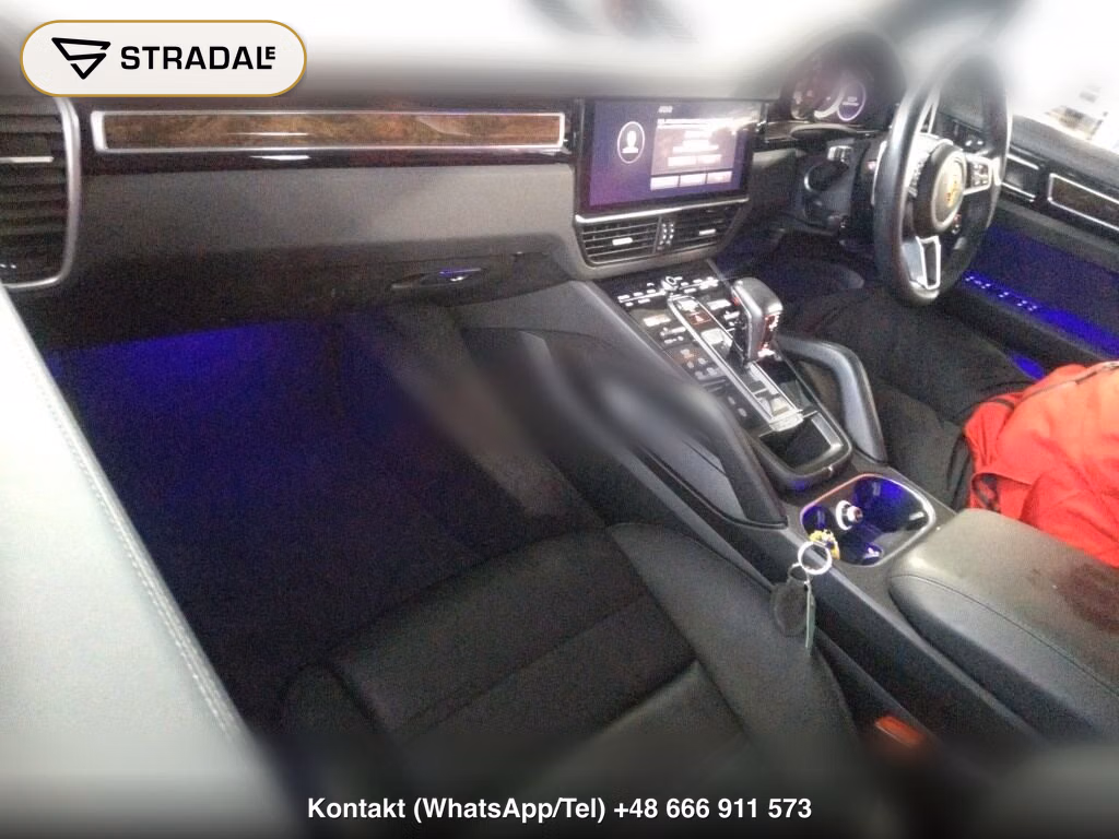 PORSCHE CAYENNE COUPE 4WD PLATINUM EDITION, miniaturka 4