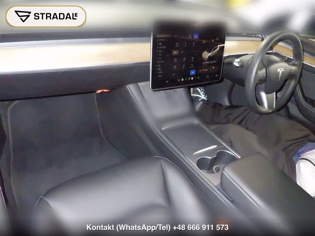 TESLA MODEL 3 BASE GRADE, miniaturka 4