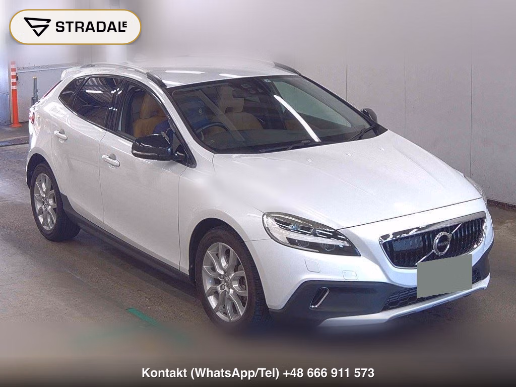 VOLVO V40 CROSS COUNTRY D4 SUMMUM 2017, aukcja z Japonii, zdjęcie 1