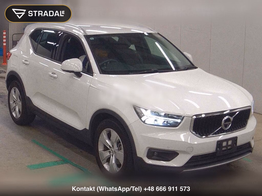 VOLVO XC40 4WD B4 AWD MOMENTUM, miniaturka 2