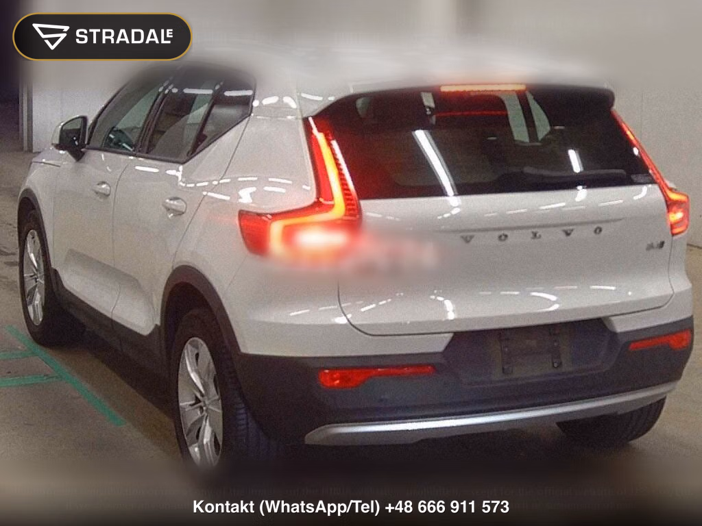 VOLVO XC40 4WD B4 AWD MOMENTUM, miniaturka 3