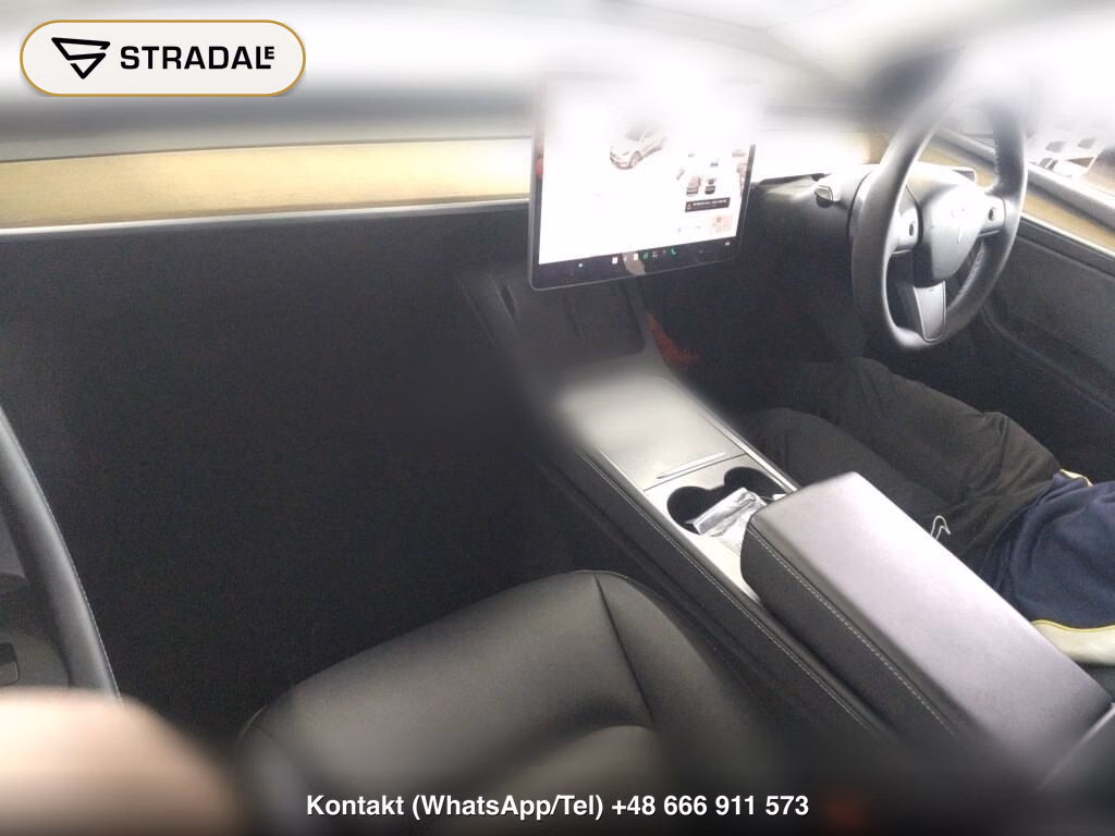 TESLA MODEL Y RWD, miniaturka 4