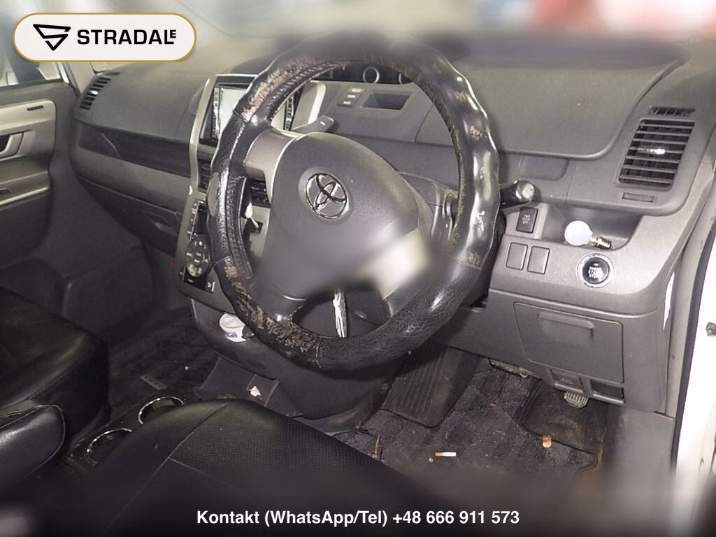 TOYOTA VOXY ZS, miniaturka 4