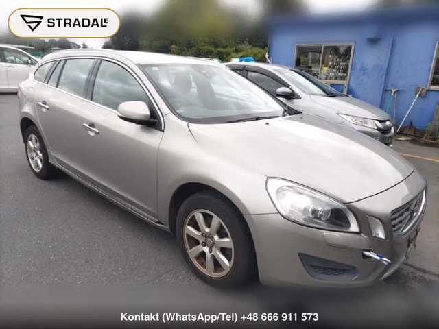 VOLVO V60 DRIVE E 2011, samochód z aukcji Japonii