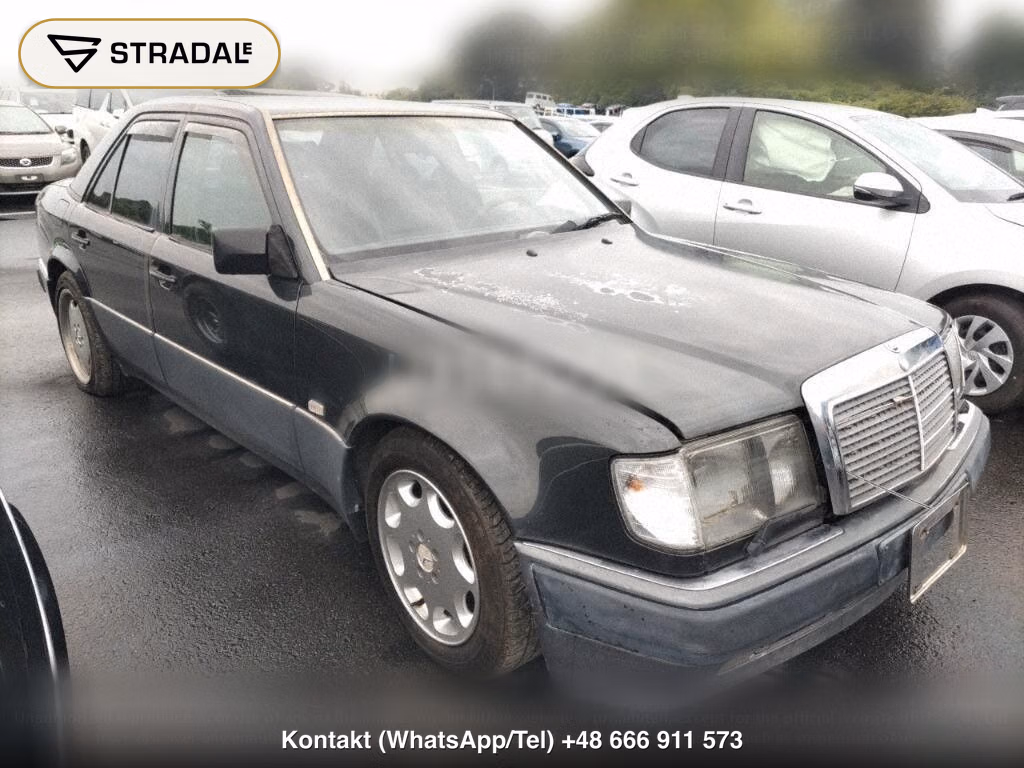 MERCEDES BENZ E-CLASS 4D E500, miniaturka 2