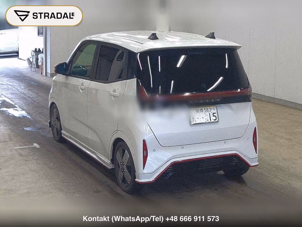 NISSAN SAKURA G, miniaturka 3