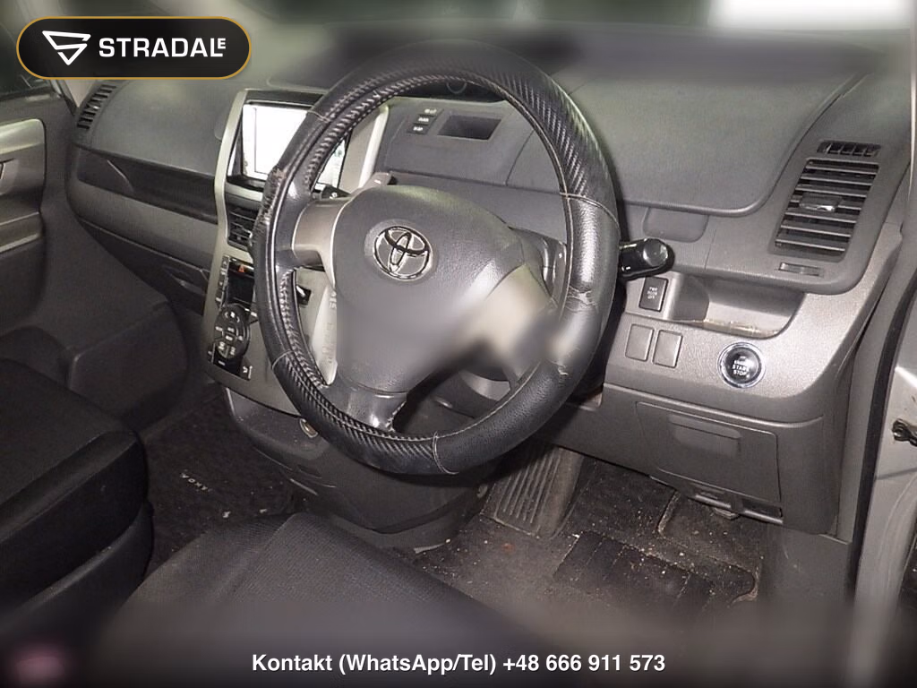 TOYOTA VOXY ZS, miniaturka 4