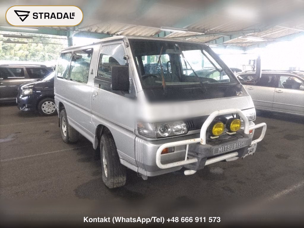 MITSUBISHI DELICA STAR WAGON 4D 4WD GLX, miniaturka 2