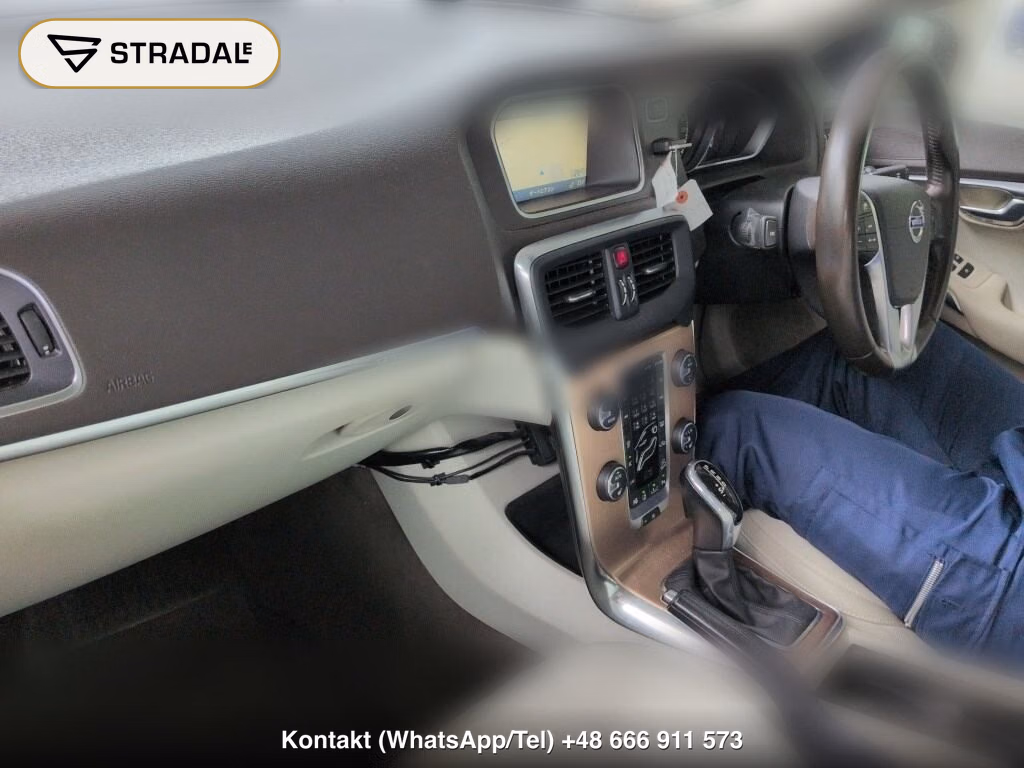 VOLVO V40 4WD CROSS COUNTRY T5 AWD, miniaturka 4