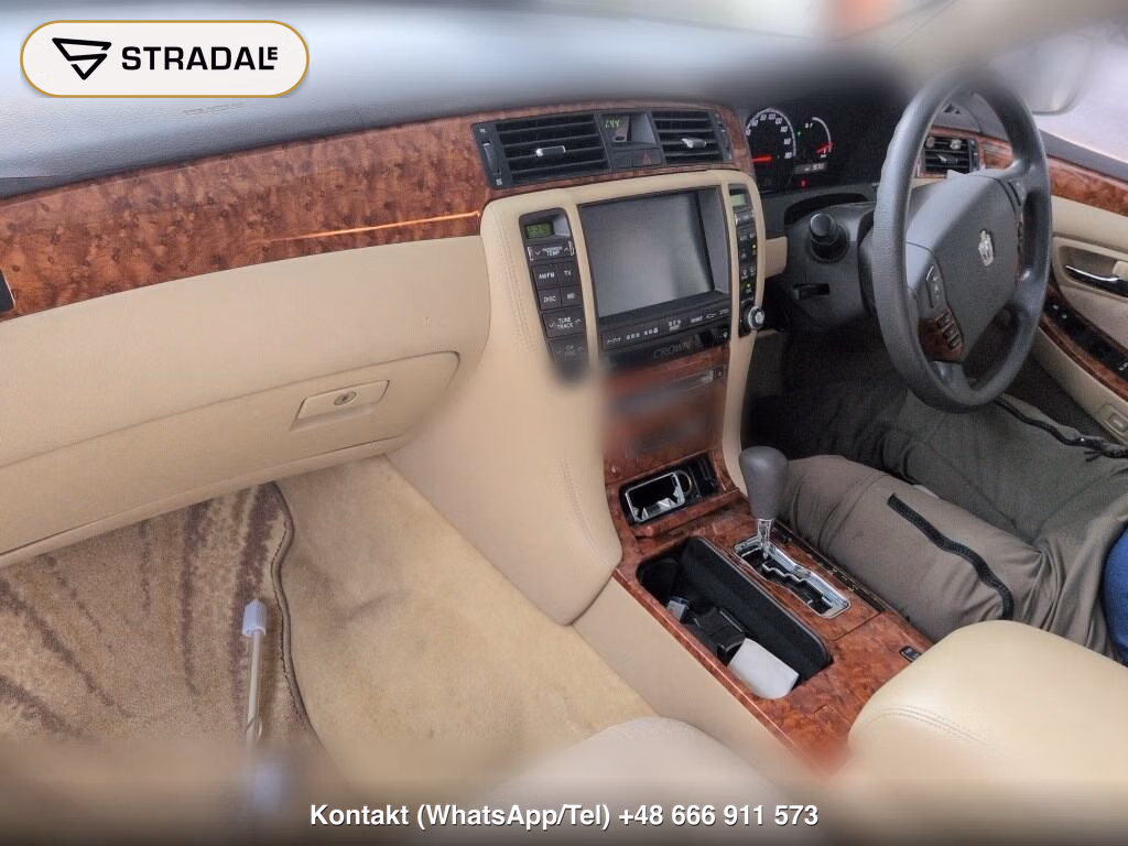TOYOTA CROWN 4D 4WD, miniaturka 4
