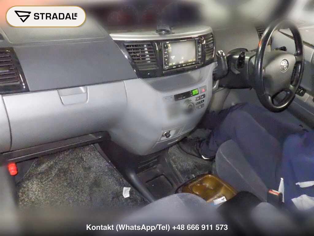 TOYOTA VOXY 4WD X, miniaturka 4