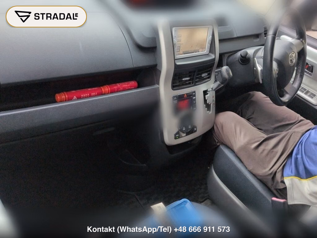 TOYOTA VOXY ZS KIRAMEKI, miniaturka 4