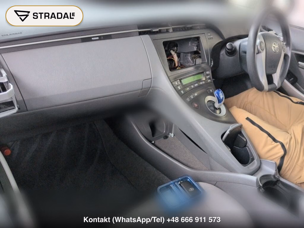TOYOTA PRIUS 5D S, miniaturka 4