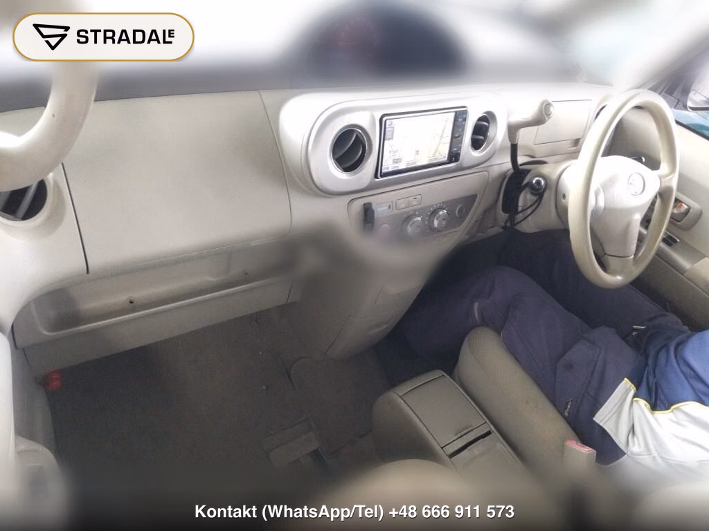 TOYOTA PORTE 3D 130I, miniaturka 4