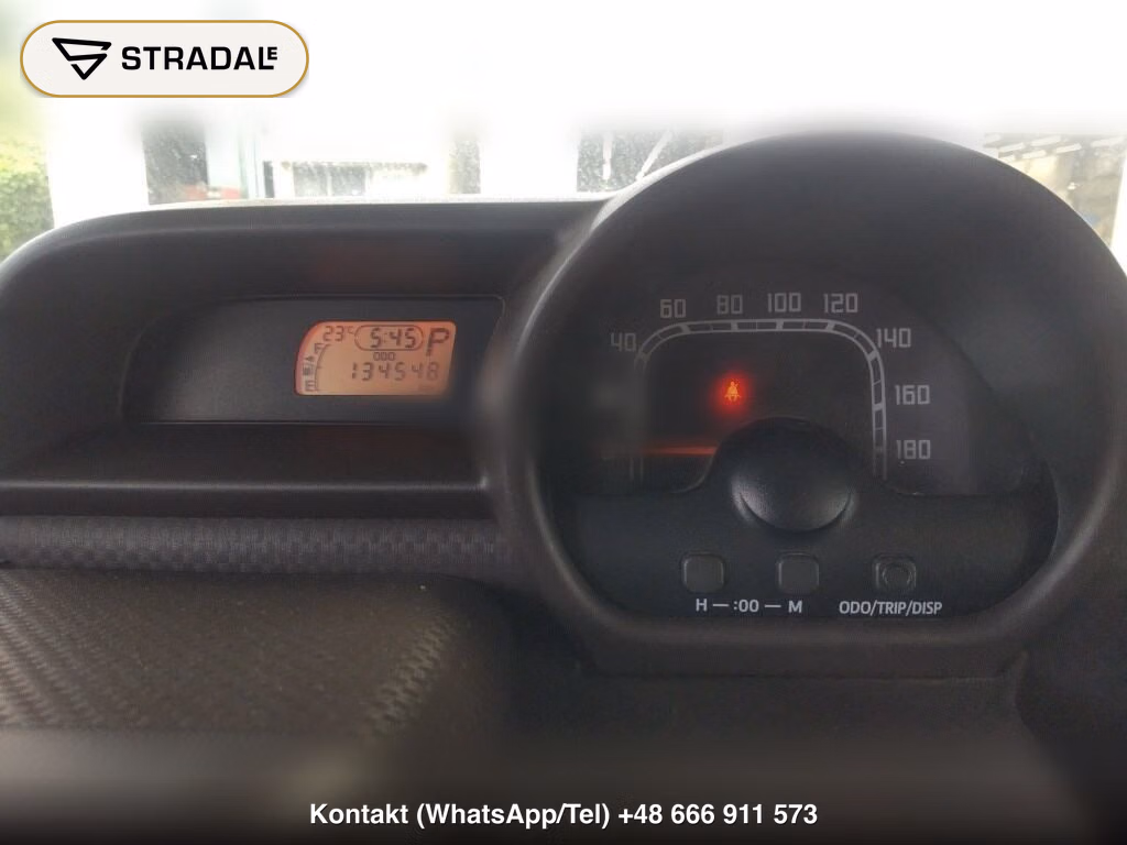 TOYOTA PORTE 4D X, miniaturka 7