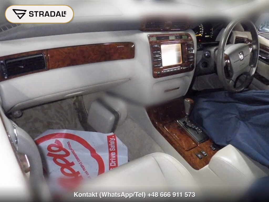 TOYOTA CROWN MAJESTA 4D 3.0C TYPE, miniaturka 4