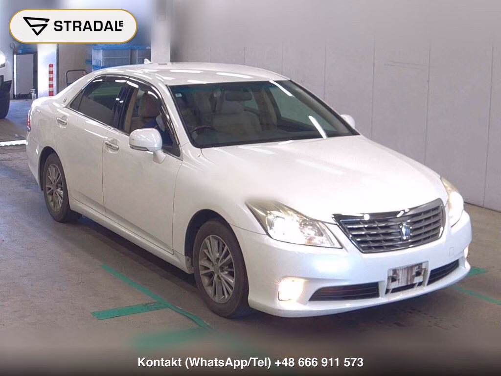 TOYOTA CROWN 4D ROYAL SALOON 2010, aukcja z Japonii, zdjęcie 1