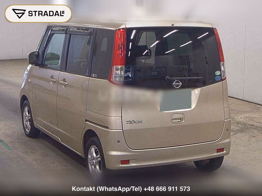 NISSAN ROOX E, miniaturka 3