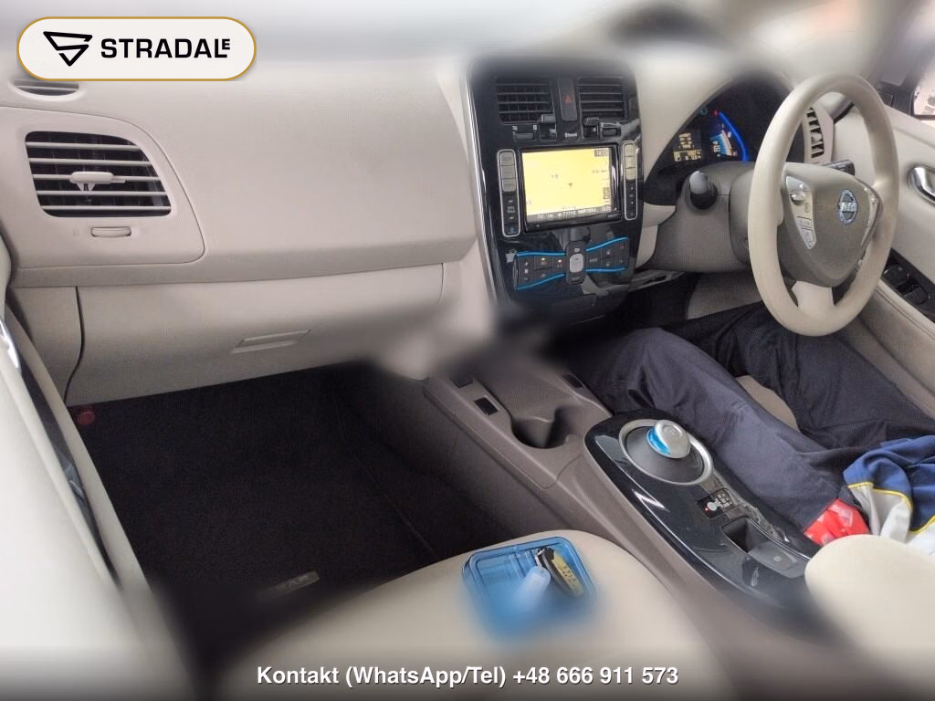 NISSAN LEAF G, miniaturka 4
