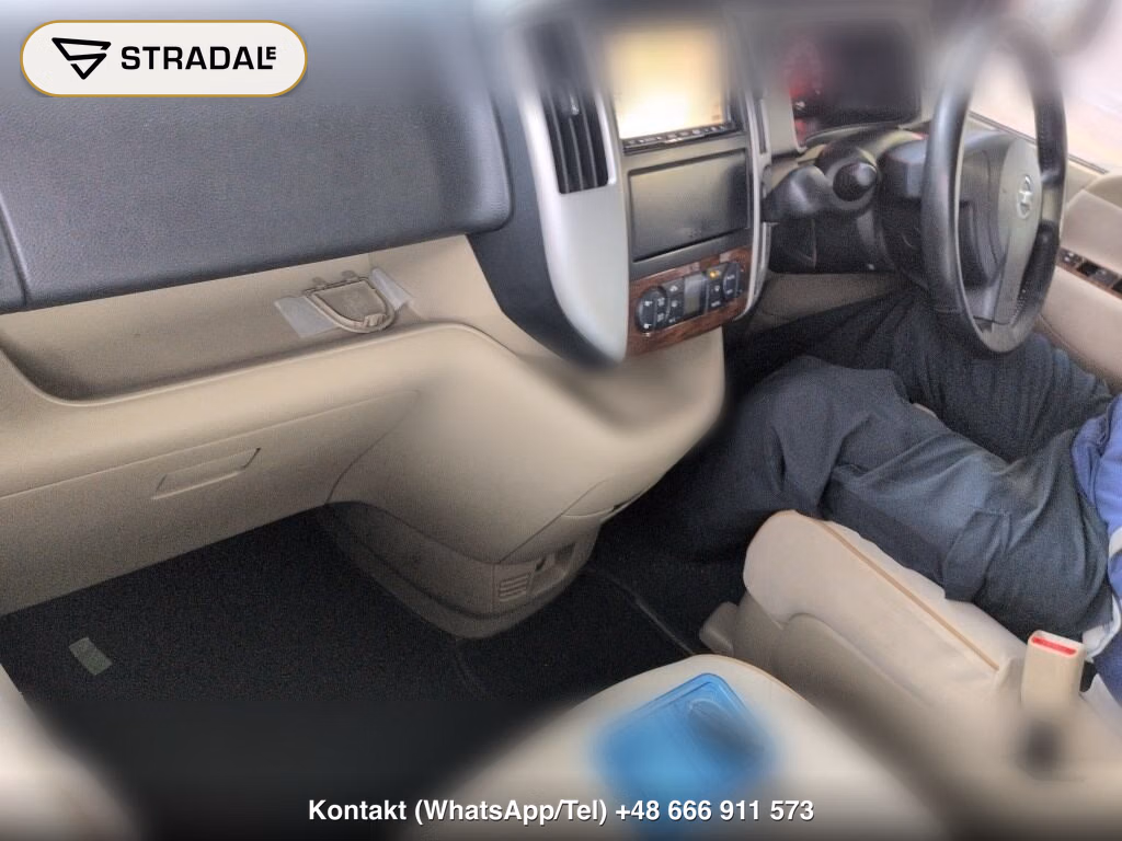 NISSAN SERENA 5D 20G, miniaturka 4