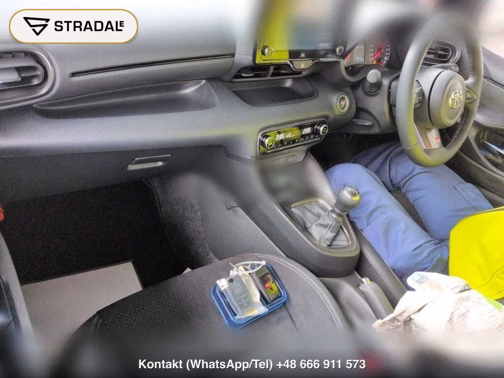 TOYOTA GR YARIS 4WD RZ HIGH PERFORMANCE, miniaturka 4