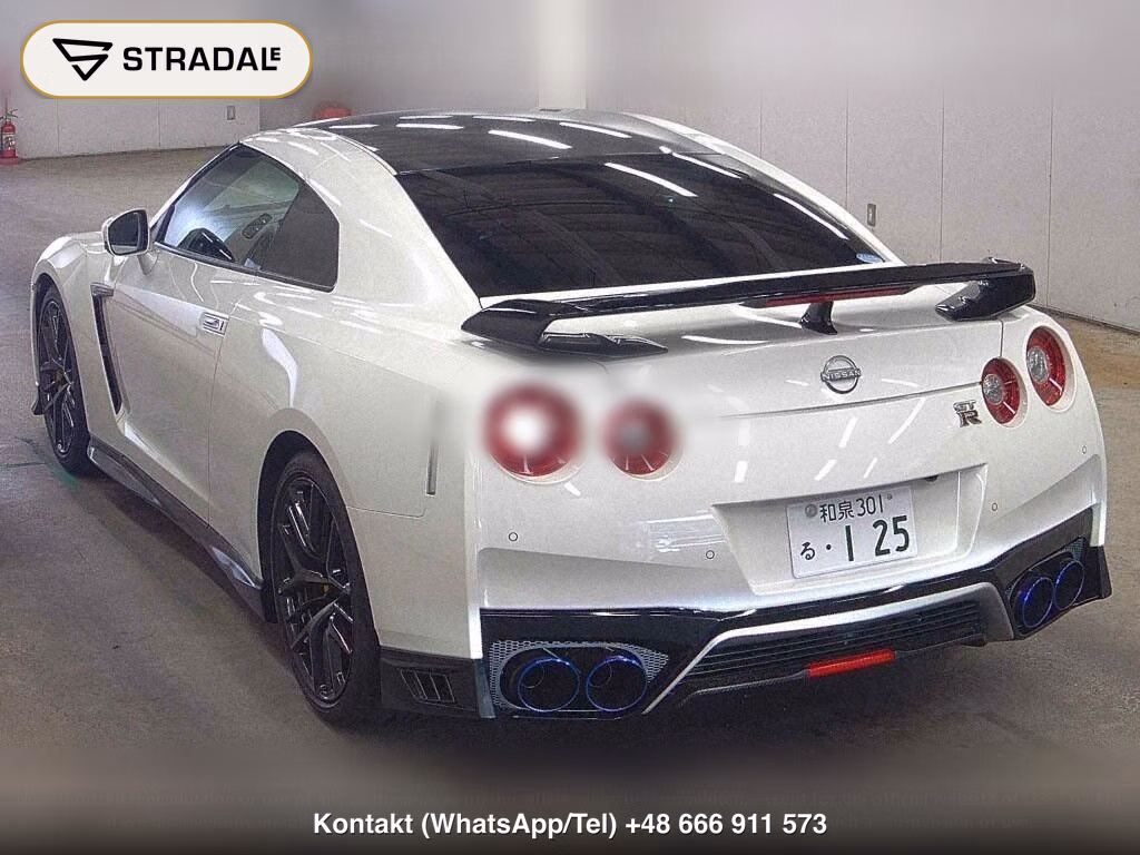 NISSAN GT-R 4WD BLACK EDITION, miniaturka 3