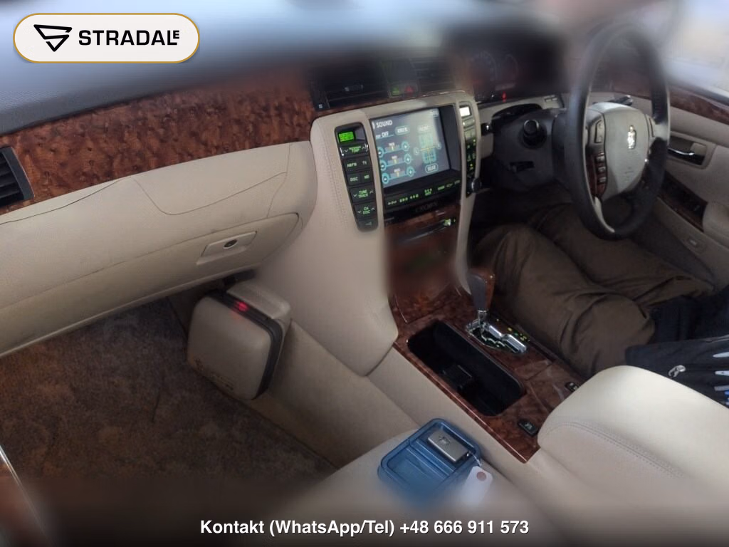 TOYOTA CROWN 4D ROYAL SALOON, miniaturka 3