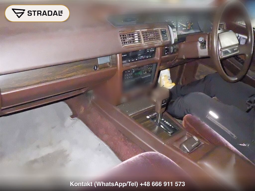 NISSAN GLORIA 4D, miniaturka 4