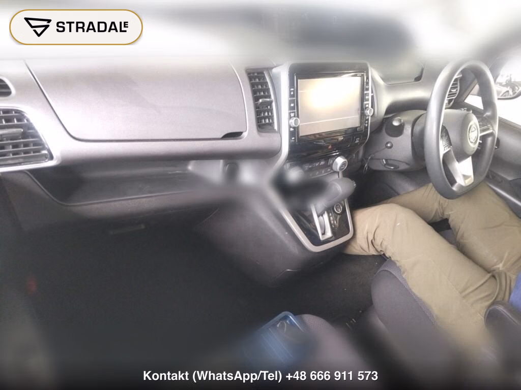 NISSAN SERENA 5D S, miniaturka 4