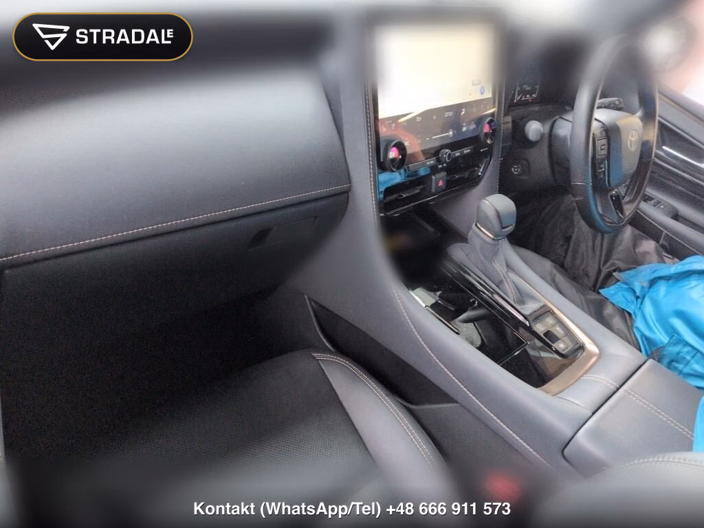 TOYOTA ALPHARD Z, miniaturka 4