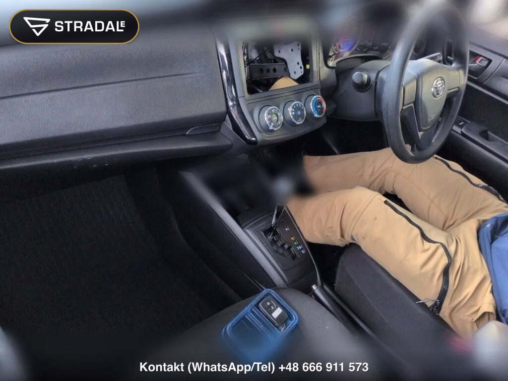 TOYOTA COROLLA AXIO EX, miniaturka 4