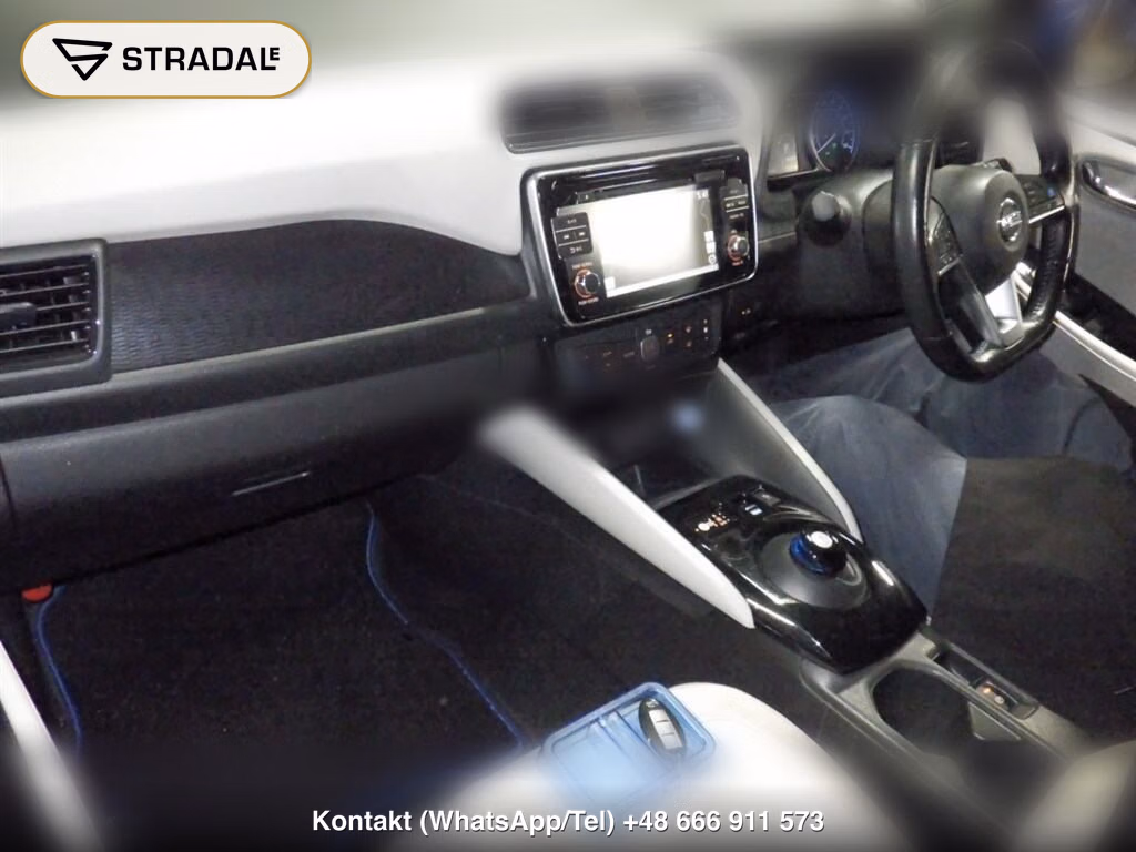 NISSAN LEAF G, miniaturka 4