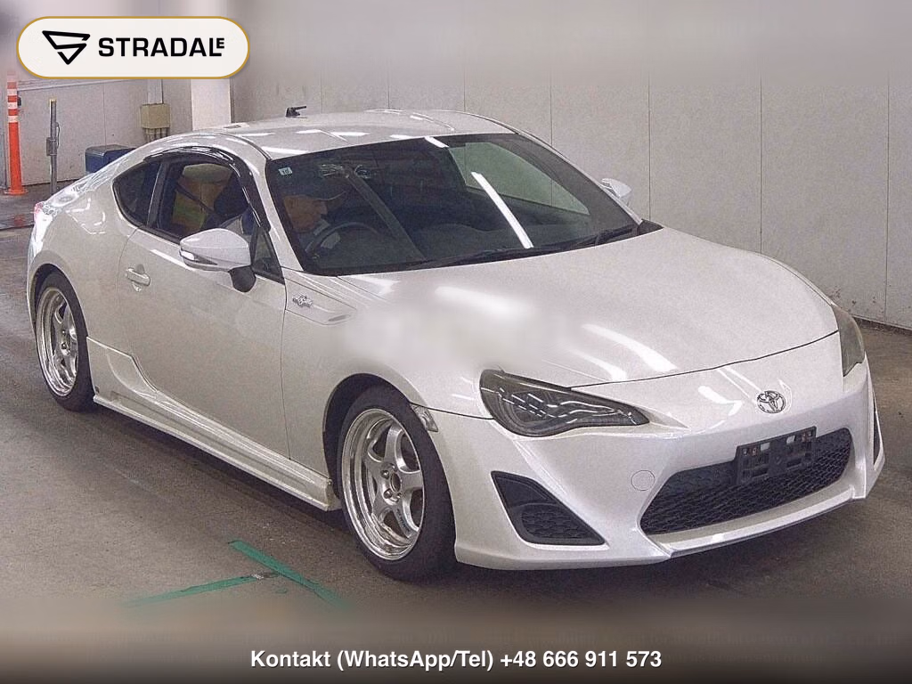 TOYOTA 86 G, miniaturka 2