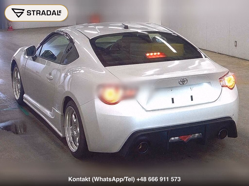 TOYOTA 86 G, miniaturka 3